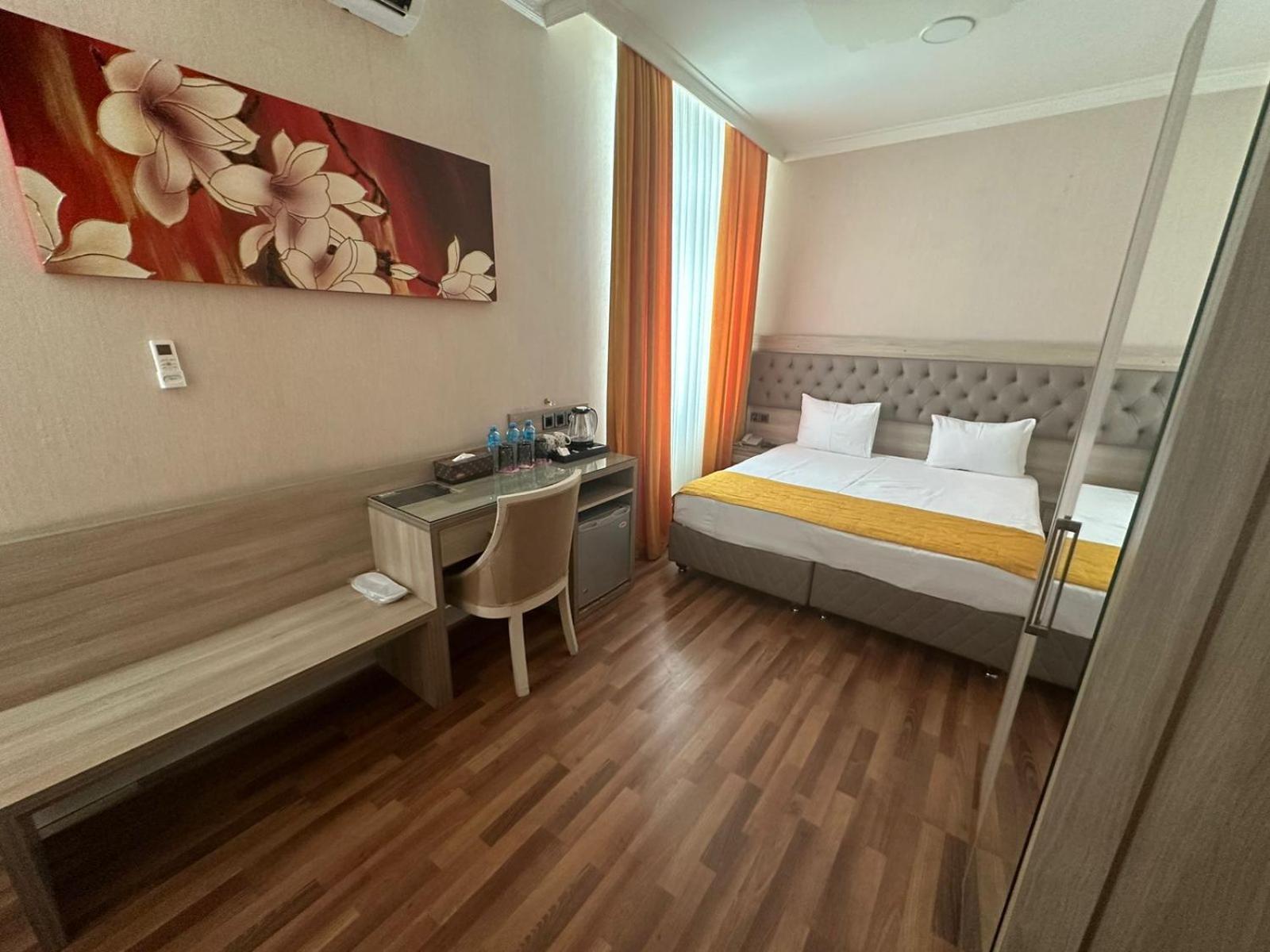 Hotel Empire Business บากู ภายนอก รูปภาพ